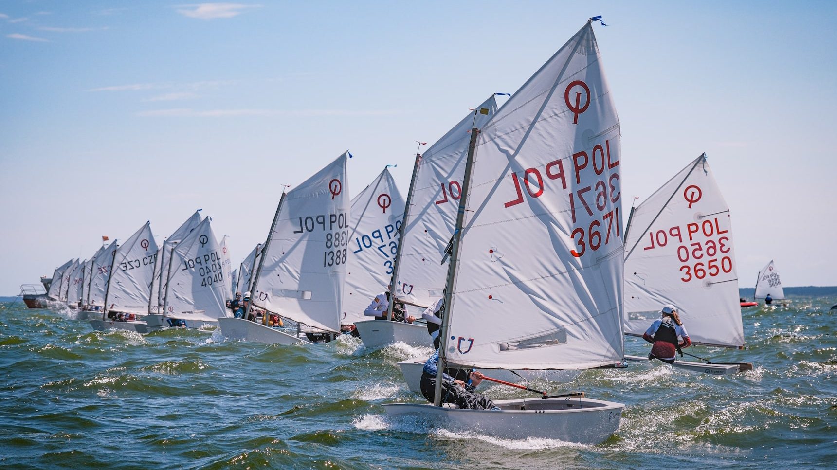 Blisko 180 optimiściarzy walczyło na falach Zatoki Gdańskiej podczas Energa Nord Cup Gdańsk